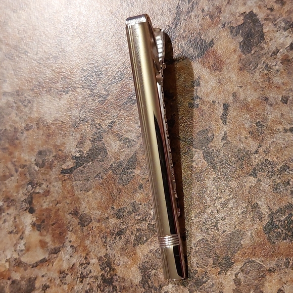 Tie Bar - Picture 2 of 3